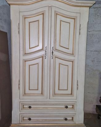 Mobili stile antico
