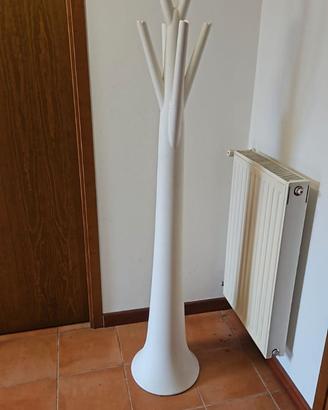Appendiabiti in plastica - oggetto di arredamento