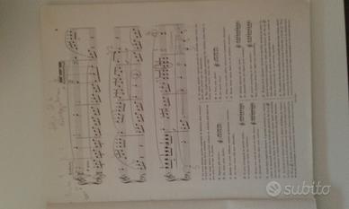 Libro di spartiti musicali