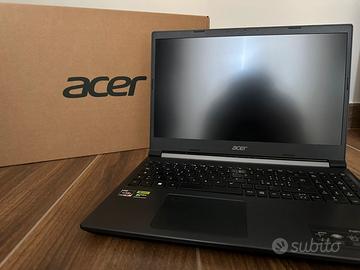 Acer Aspire 7 A715-43G-R7JL RTX 3050 AMD Ryzen 5