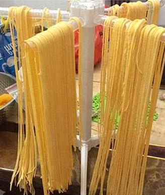 Stendino per asciugare la pasta