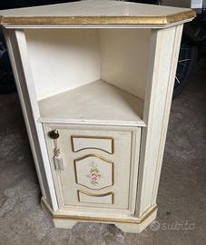 Mobile angolare stile Shabby chic