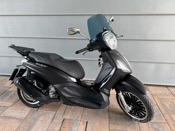 Beverly 300 police abs