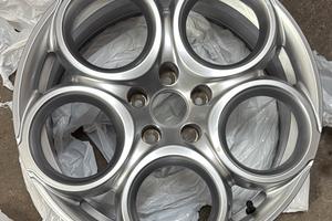 Cerchi 18 alfa romeo
