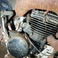 motore yz It 495 del 77 completo di carburatore bo