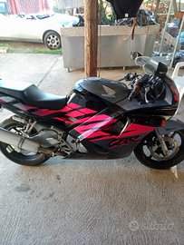 Mitica e CBR 600 F DA VETRINA