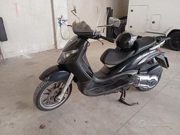 Beverly 400 pochi km