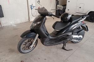 Beverly 400 pochi km