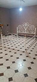 letto matrimoniale in ferro battuto artigianale 