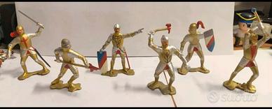 Lotto 6 Soldatini Cane' Scala 1/32 Medievali  