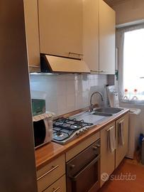 Mobili cucina e elettrodomestici.
