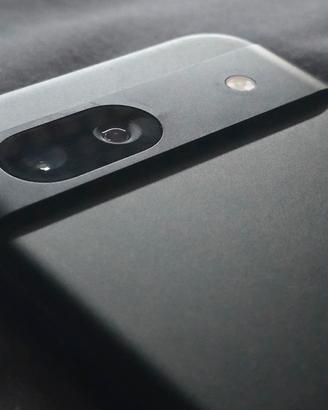 Google Pixel 8a 256GB con scontrino in garanzia