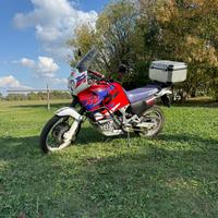 Moto Honda Africa Twin