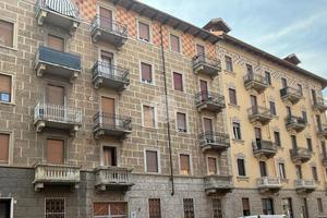 3 LOCALI A TORINO