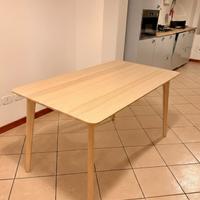 Tavolo IKEA LISABO