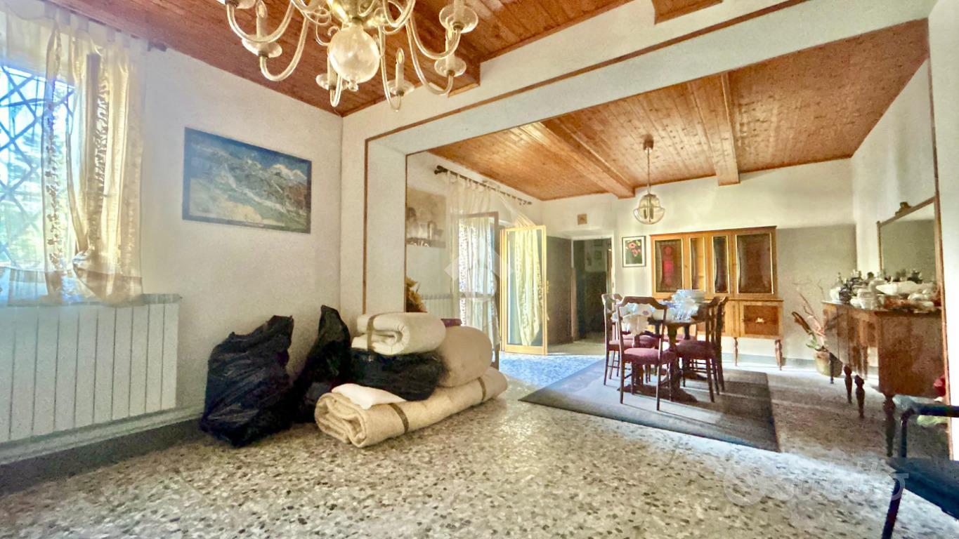 CASA INDIPENDENTE A PISTOIA