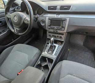PASSAT 2013 METANO INCIDENTATA