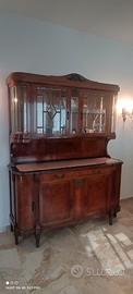 credenza con vetrinetta antiquariato 