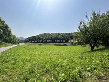 Terreno di 3130 m² a Monte Marenzo