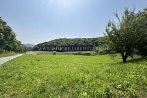 Terreno di 3130 m² a Monte Marenzo