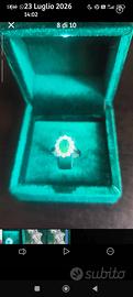 anello con smeraldo colombiano e diamanti 