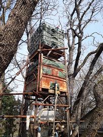 cisterne 1000 lt. su torre tubi innocenti da 5 mt