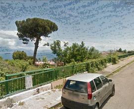 Terreno in Napoli via Scipione Capece