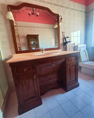 Mobiletto bagno più vetrinetta
