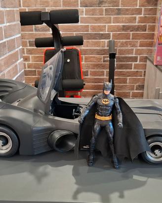 batmobile con batman