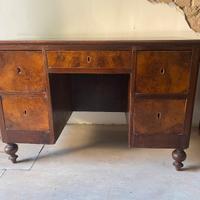 Scrivania d’epoca