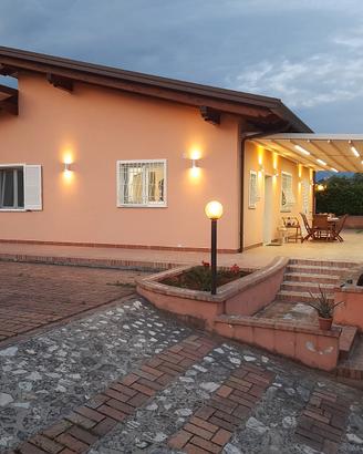 Villa indipendente vista mare