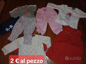 Vestiti e oggetti per bambini