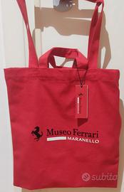  Ferrari  borsa museo Maranello mai usata