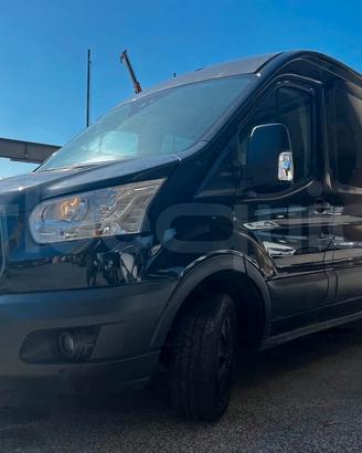 Ford Transit minibus