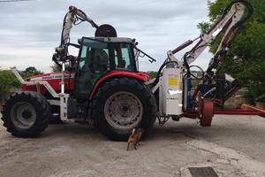 Trattore macchina operatrice Massey Ferguson