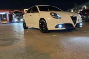 Alfa Romeo Giulietta – Tenuta in modo maniacale