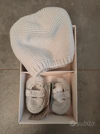 berrettino e babbucce - 0-3 mesi