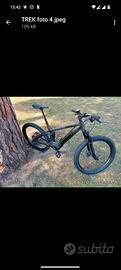 TREK Powerfly 7 E-Bike pedalata assistita