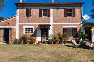 Villa Singola giardino e terreno Montelabbate