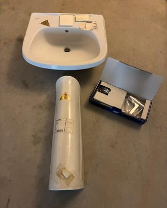 Lavabo a colonna Ceramica Dolomite con rubinetto