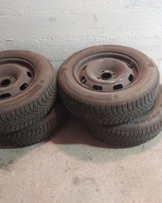 cerchioni pneumatici 195/65 R15 Goodride Peugeot 