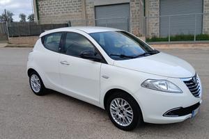 Lancia Ypsilon 1.2 69 CV 5 porte Elefantino