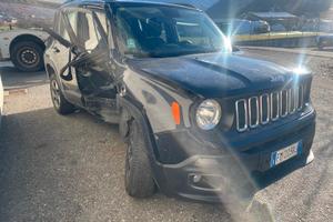 jeep Renegade 4x4 2018 sinistrata incidentata 