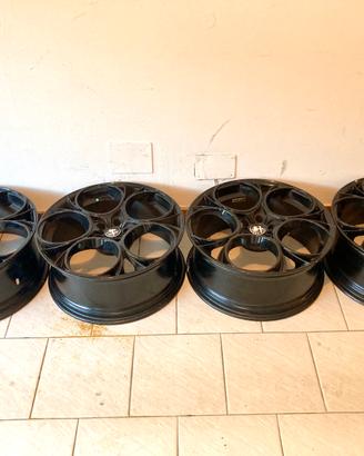 Cerchi in lega Alfa Romeo Stelvio 20 pollici