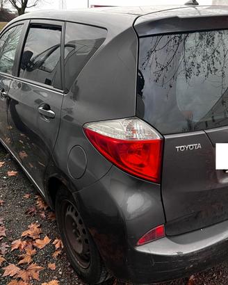 Ricambi Toyota Verso S 1.3 Benzina 2011