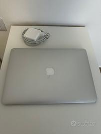 MacBook Air 13 - Early 2015