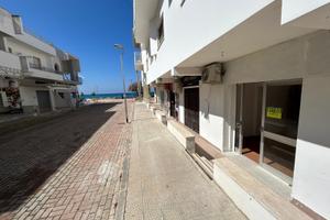 Locale commerciale torre San Giovanni