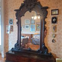 Specchiera con cassapanca