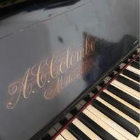 Pianoforte verticale Colombo