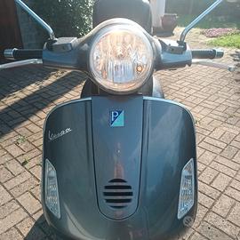 Piaggio Vespa GT 200 L